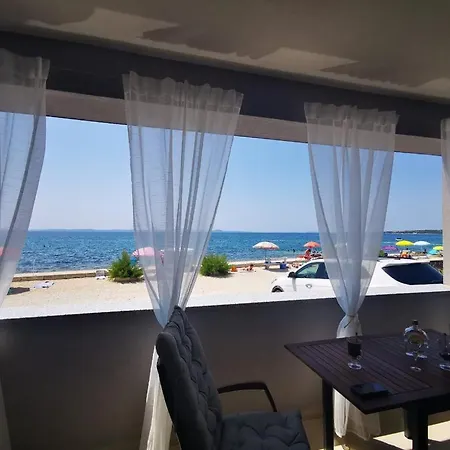 Apartment Apartment Vir