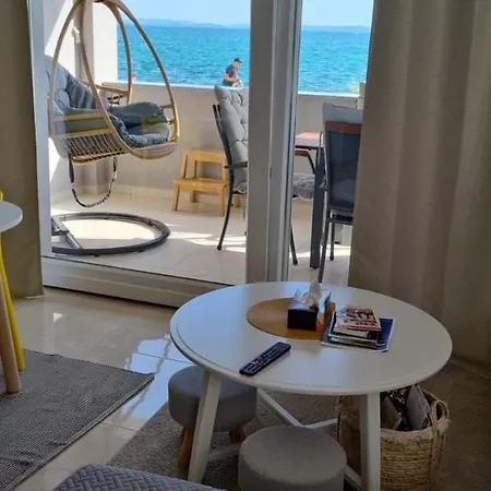 Apartment Vir *