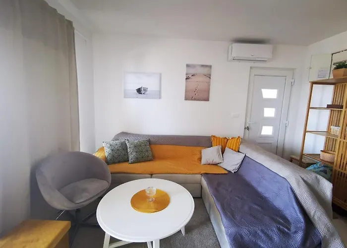 Apartament Apartment Vir *